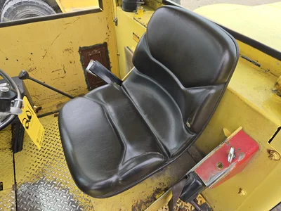 Hyster H200HS Diesel Forklift, Single Stage, Side Shift, 2,526.4 Hours Indicated