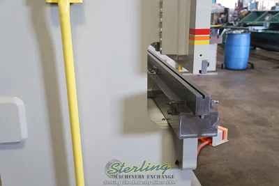 Used ACCURPRESS 720012 Press Brakes California US | Sterling Machinery Exchange #1465718