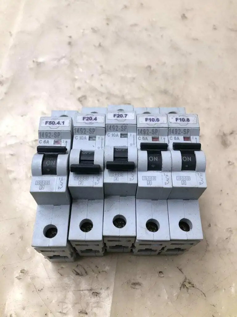 Allen-Bradley 1492-SP1C060/SP1C100 10A/6A Single Pole Circuit Breakers -Lot of 5
