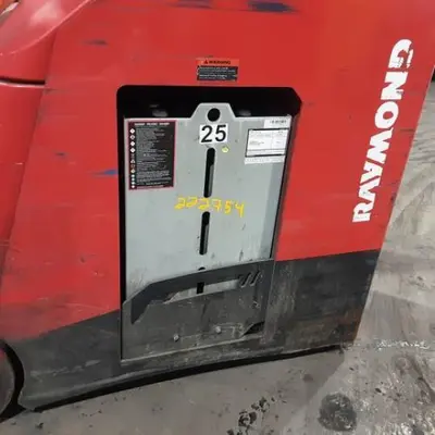 USED 2021 RAYMOND 425-C40QM