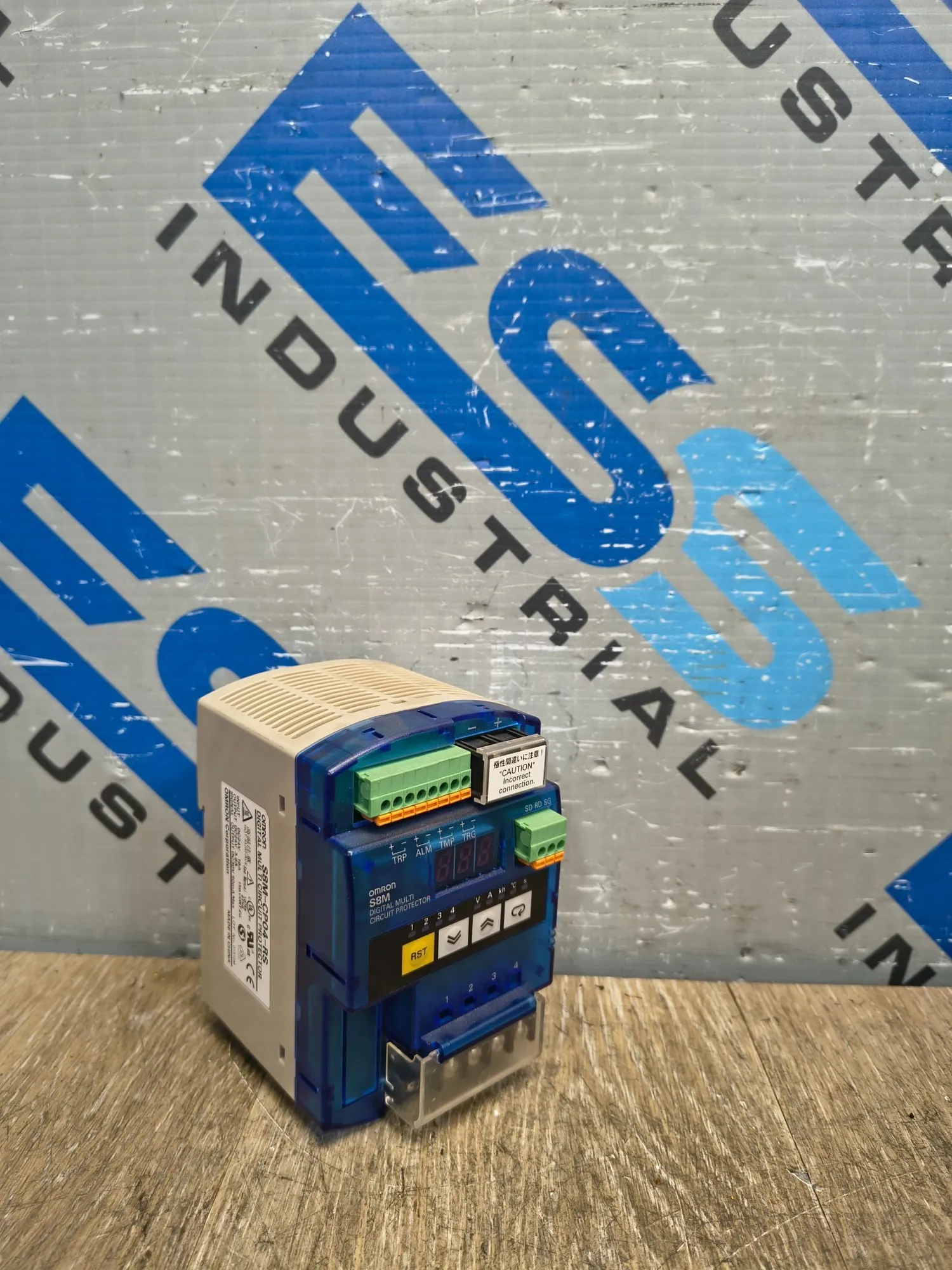 USED OMRON S8M-CP04-RS
