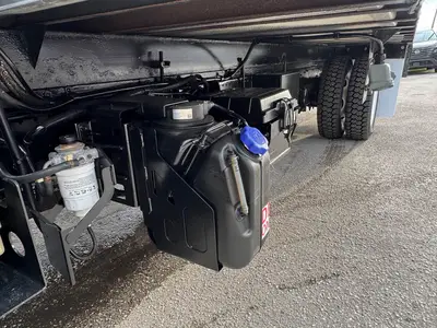 Used 2019 ISUZU NPR XD Reefer Trucks Florida US | Truck and Van Outlet #1509164