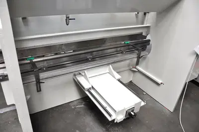 USED LVD PPCB 100 TON X 3100 MM CNC