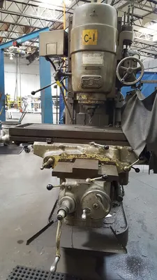 USED CINCINNATI MILLING MACHINE CO #3