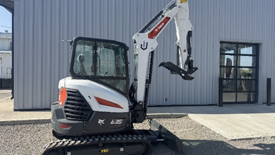 USED 2025 Bobcat E35I