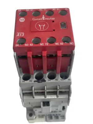 USED ALLEN BRADLEY 700S-CF440EJC CONTROL RELAY 700SCF440EJC