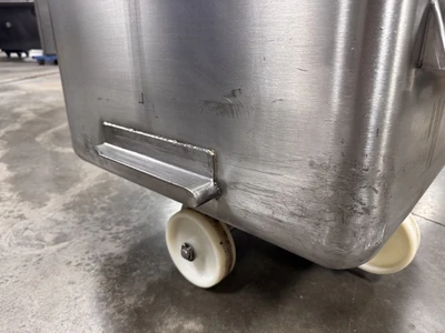 600 Pound SS Dump Buggy with Plastic Lid