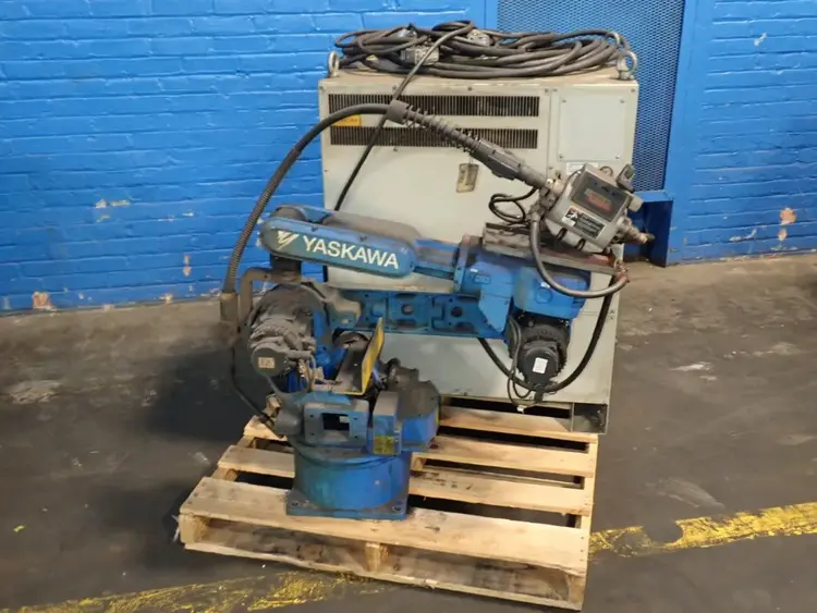 Used 2013 YASKAWA MOTOMAN MH6 Robots Ohio US | HGR 24 #916375