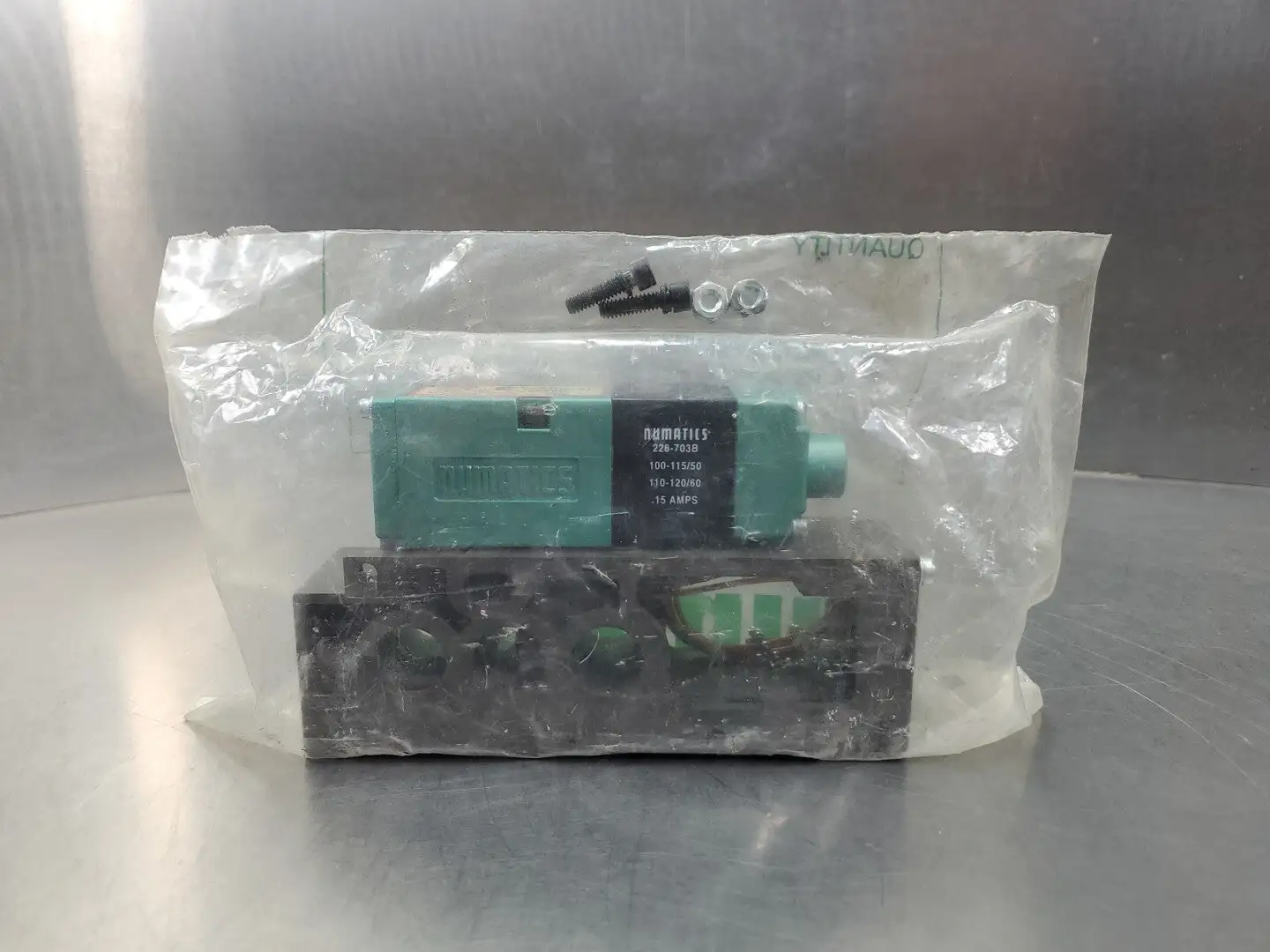 NUMATICS 228-703B SOLENOID VALVE, 110/120 VAC 0.15 AMPS 6A-10
