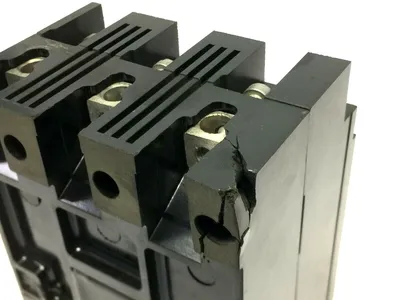 USED WESTINGHOUSE CIRCUIT BREAKER