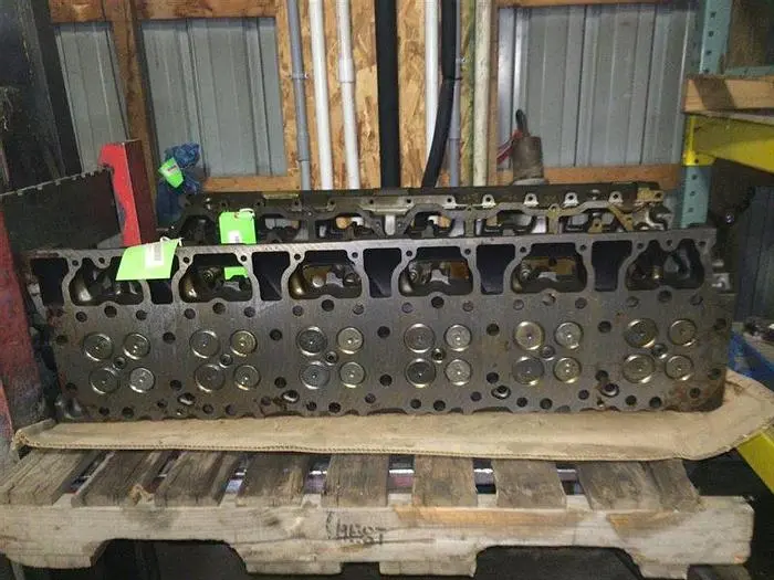 Used CATERPILLAR 105-3797 - 3412 ENGINE HEADS Engine Parts & Accessories Pennsylvania US | East West Machinery & Drilling #1416722