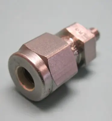 NEW Swagelok SS-400-1-M5X0.8RS