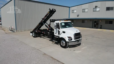 New | in-Stock 2025 MACK MD6 Rolloff Trucks Texas US | Roll Off Truck World #1491867