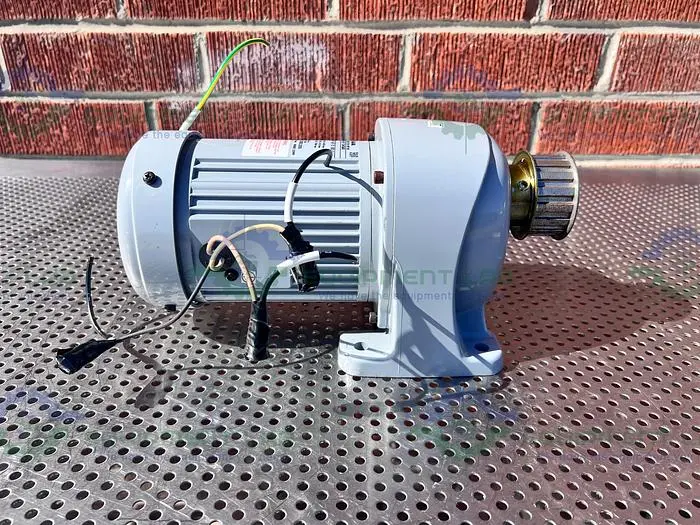 Used NISSEI CORP GTR G3LM-28-60T040WX INDUCTION MOTOR 3 PH, 400W, 4P, RATIO 60:1 Motors (misc) California US | Equipment Lab #485518