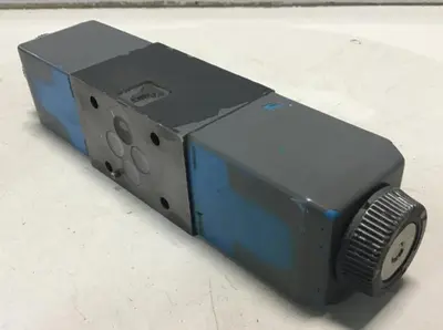 Used VICKERS DG4V-3-6C-M-U-H7-60 Valves/Fittings Michigan US | Ideal Machinery #1174213
