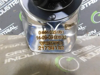 USED VOLVO 21624745