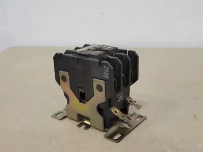 USED CUTLER-HAMMER C25DND330