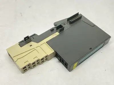 USED SIEMENS 6ES7138-4CA01-0AA0, 6ES7 138-4CA01-0AA0