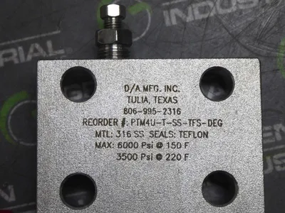 D/A Mfg. Inc. PTM4U-T-SS-TFS-DEG Unimount Pressure Transmitter Manifold New NIB