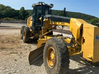 2010 Caterpillar 12M