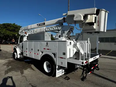 Used 2016 FREIGHTLINER M2 106 Tractors & Trailers Florida US | Truck and Van Outlet #1506256