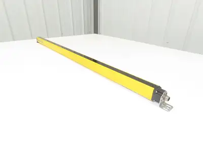 Schmersal SLC440COM-ER-0890-14 Safety Light Curtain Transmitter