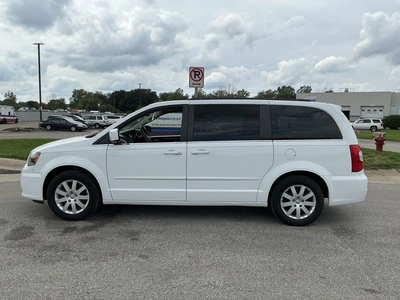 Used 2015 CHRYSLER TOWN & COUNTRY Vans Michigan US | Miedema Asset Management Group #1489474
