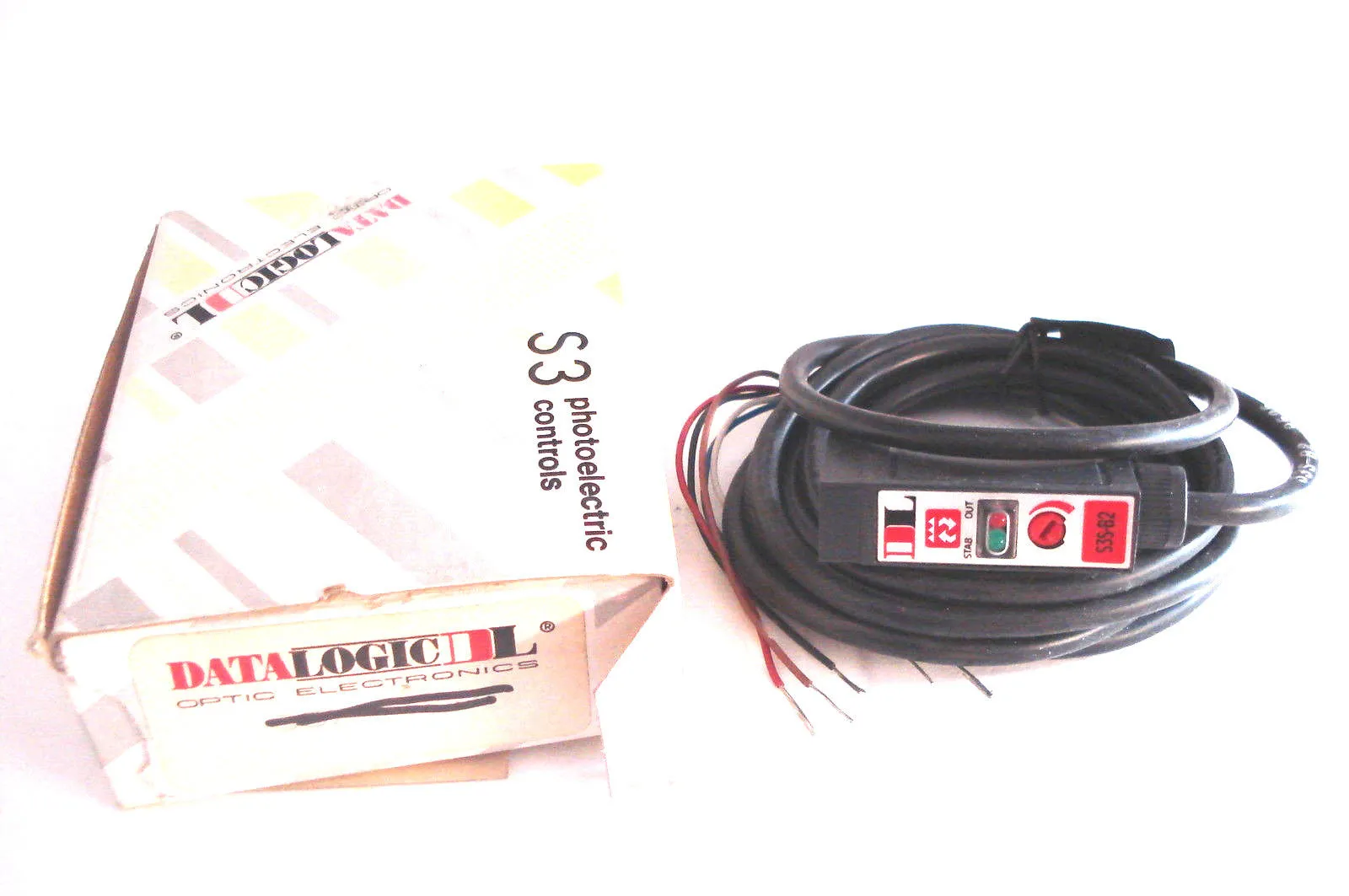 NEW DATALOGIC S3S-B2 PHOTOELECTRIC SENSOR S3SB2