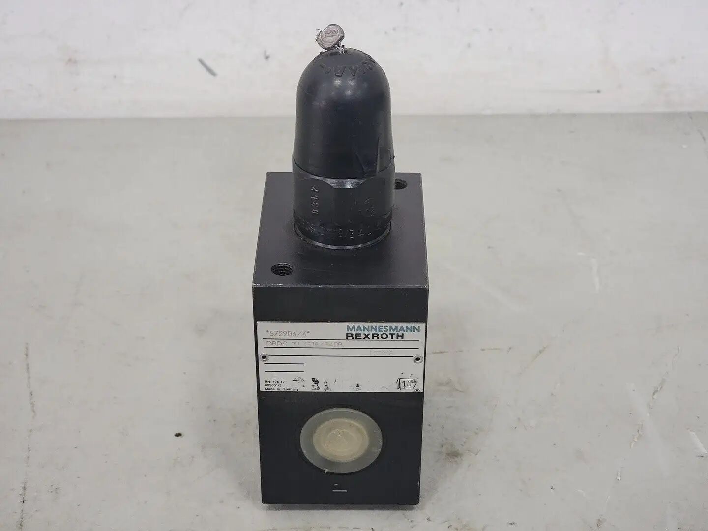 NEW REXROTH DBDS 10 G18/340B