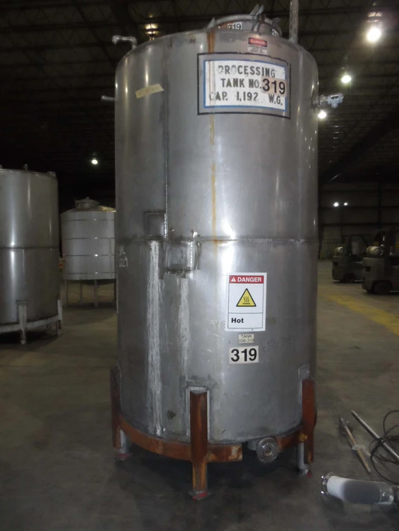 Used _UNKNOWN_ 1,000 GALLON Stainless Steel Tanks New Jersey US | Perry Equipment #119877