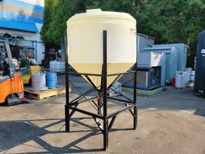 Plastic Hopper Tank