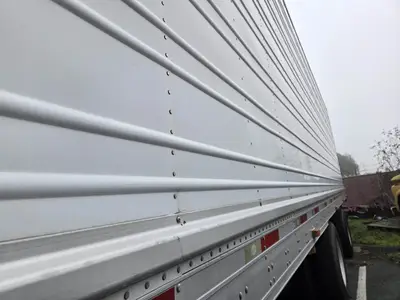 USED 2011 UTILITY 53FT