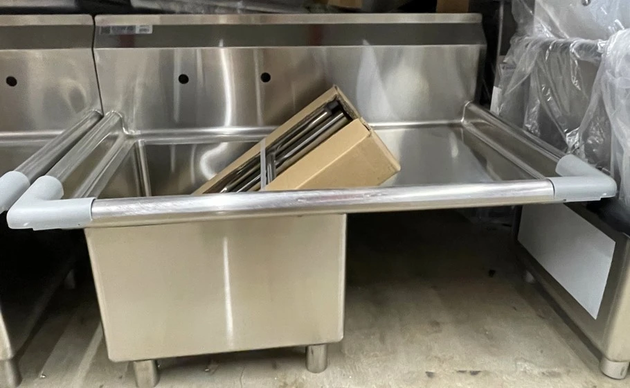 130-0145 GSW SEE18181R 1 Compartment Sink with Right Drainboard
