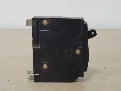 USED SQUARE D QO130