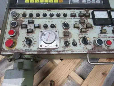 Okuma OSP-5000L Operator Interface Panel & Arm From a Working LC20-2SCT CNC Lath