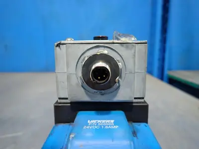 USED EATON VICKERS 02155807 DG4S4LW012NH61S471