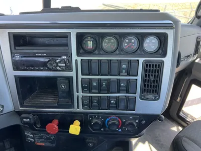 Used 2019 MACK PINNACLE Conventional trucks Minnesota US | Carco Truck & Equipment #1514263