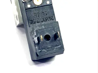 23-M-09-19-462-02-T | Airtec  Pneumatic Solenoid Valve 24VDC 2.5W 3/2 NC 0-10bar - New Other