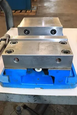 KURT D810 ANGLOCK Vises | Prime Machinery (7)