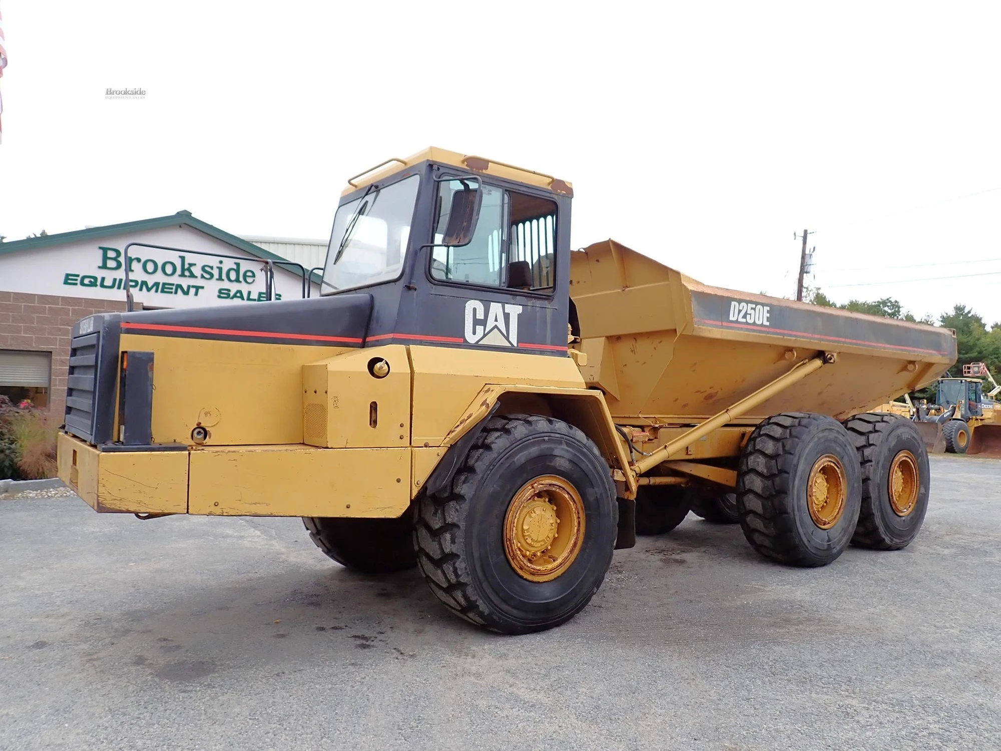 Used 1995 CATERPILLAR D250E Articulated Dump Trucks Massachusetts US | Brookside Equipment Sales #1507518