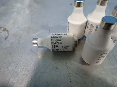 Used SIEMENS 5SB261 Fuses | HGR 24 #736029