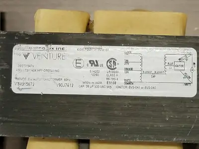 USED VENTURE V90J7612