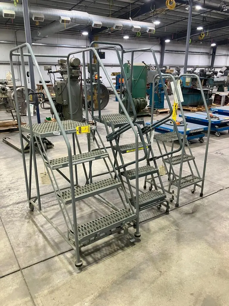 Used _UNKNOWN_ _UNKNOWN_ Ladders Minnesota US | Myron Bowling Auctioneers Inc #1541731