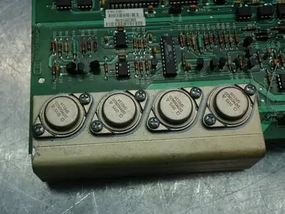 USED HAAS AUTOMATION 323051E