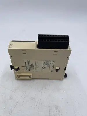 Used SCHNEIDER ELECTRIC SCHNEIDER ELECTRIC TM2ALM3LT Misc Electrical & Power Parts | ND Industrial Surplus #1214546