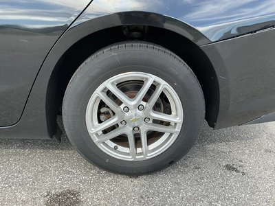 Used 2017 CHEVROLET MALIBU Sedans Michigan US | Miedema Asset Management Group #1313019