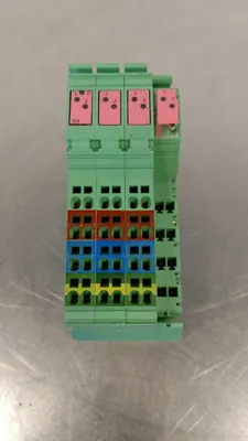 PHOENIX CONTACT IB IL 24 DO 4 Module-ID 189 4B