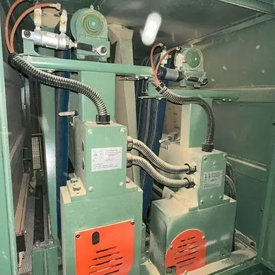 USED 2009 INTERNATIONAL 15-070