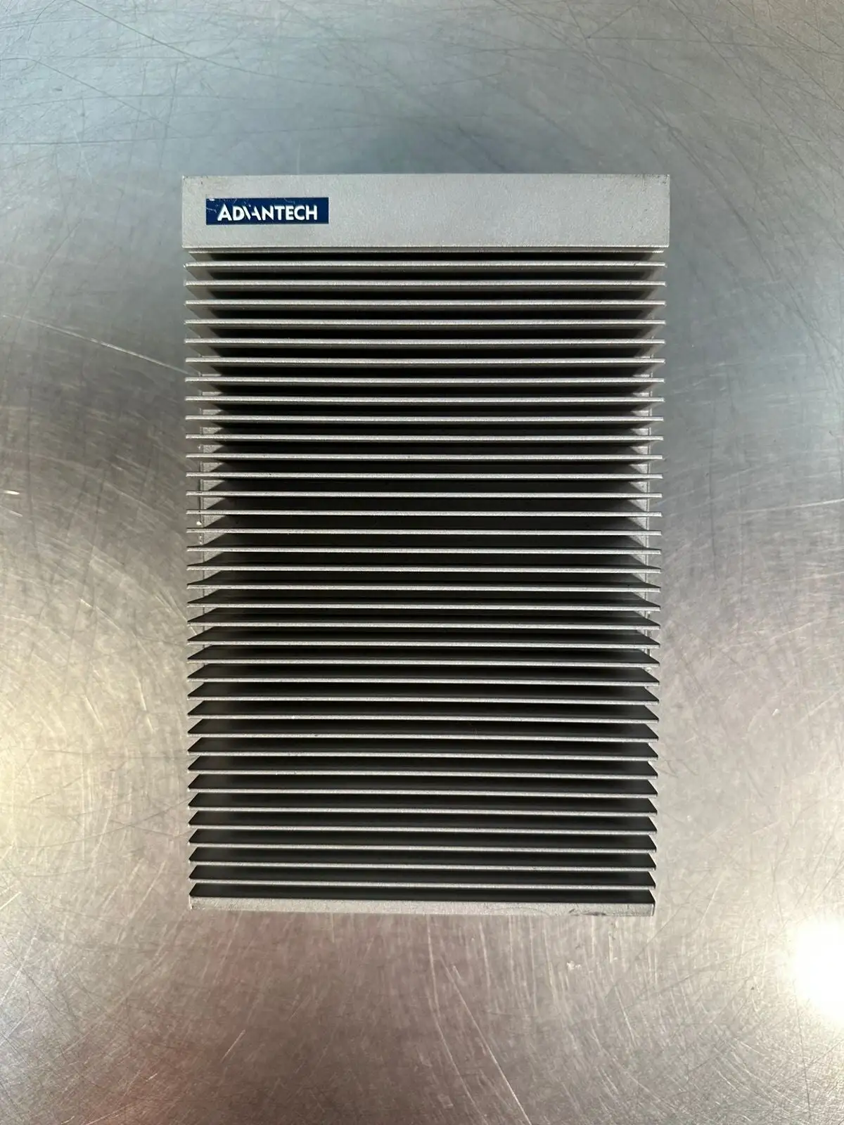 Advantech Computer UNO-2184G / UNO2184G Inp. 9-36Vdc-5A (8.4.8)