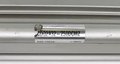 USED SMC CDQ2A32-250DCMZ